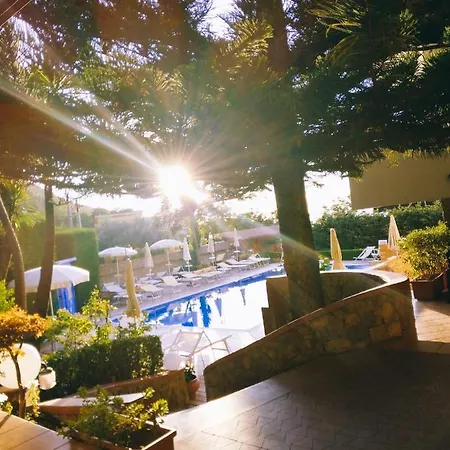 Eden Corbara (Campania)