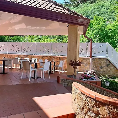 Eden Corbara (Campania)